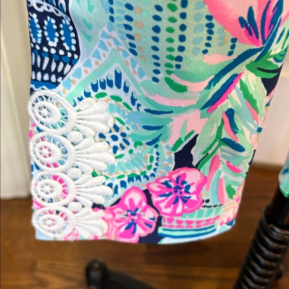 Lily Pulitzer sz 6 elastic waist pull on pants - Picture 3 of 11